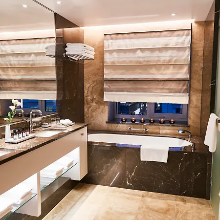 Grand Kempinski Hotel 5*