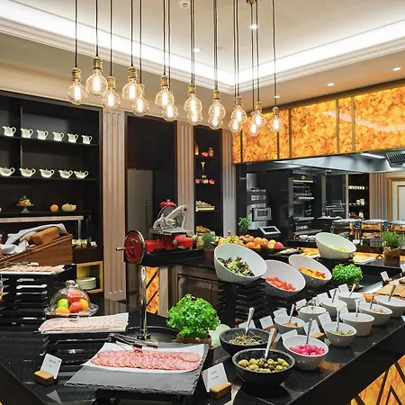 Grand Kempinski Hotel 5*